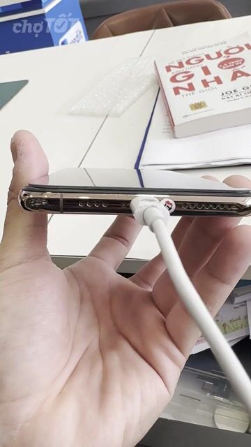 Apple iPhone Xs Max 256GB Vàng Mỹ Like New. Mua bán Điện thoại tại Thành phố Thuận An Bình Dương được đăng bởi Trí hình 1