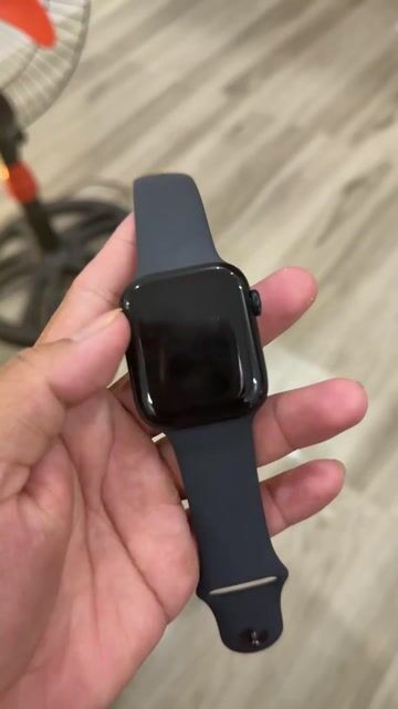 Apple Watch SE 2 Đen. Mua bán Thiết bị đeo thông minh tại Thành phố Thuận An Bình Dương được đăng bởi Dong Nguyen hình 1