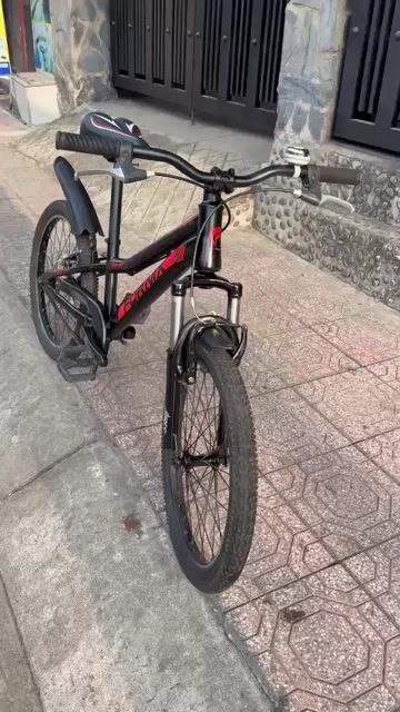 Xe đạp Fornix Rover Thép 20 inch Đen. Mua bán Xe đạp tại Thành phố Thủ Đức Tp Hồ Chí Minh được đăng bởi Nguyễn Phi Giao hình 1