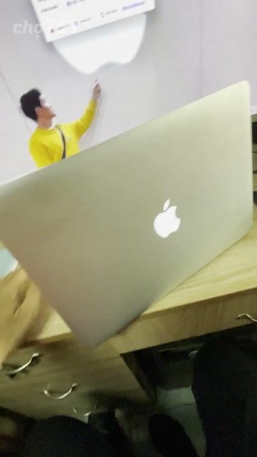 Apple Macbook Air 2017 i5 13 inch 8GB/500GB SSD. Mua bán Laptop tại Thành phố Thủ Đức Tp Hồ Chí Minh được đăng bởi Son Ho hình 1