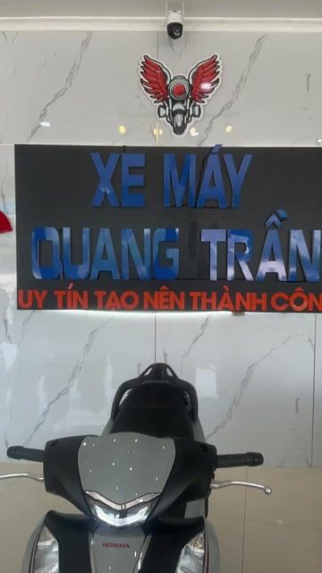 Honda SH 160i 2025 1000 km Xám. Mua bán Xe máy tại Quận Ô Môn Cần Thơ được đăng bởi XE MÁY QUANG TRẦN chuyen bán xe trúng thưởng  hình 1