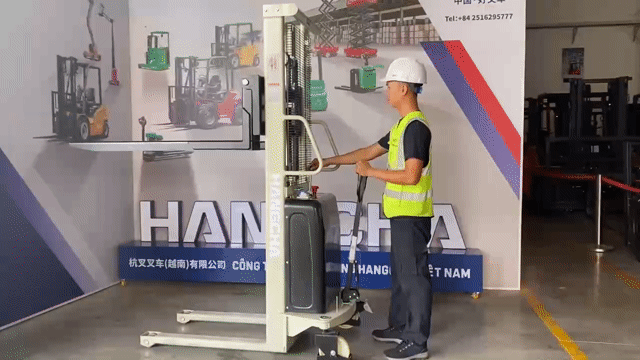 Xe nâng tay điện Hangcha 2000kg. Mua bán Phương tiện khác tại Thành phố Biên Hòa Đồng Nai được đăng bởi huong thach hình 1