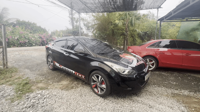 Hyundai Elantra 2013 Đen. Mua bán Ô tô tại Huyện Bàu Bàng Bình Dương được đăng bởi Trần Văn Quang hình 1