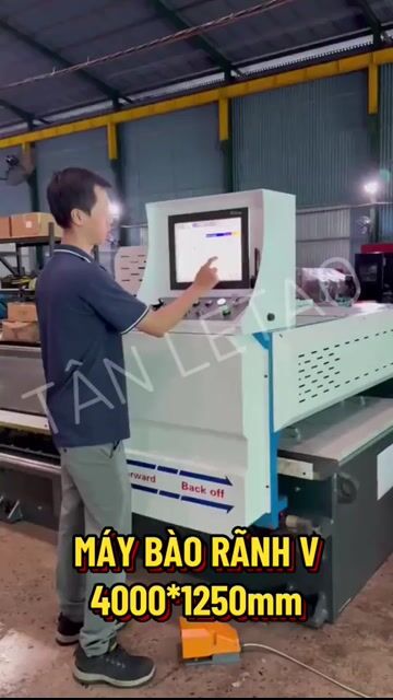MÁY BÀO RÃNH V NGANG 4000*1250MM GIÁ 5XX TRIỆU. Mua bán Đồ chuyên dụng, Giống nuôi trồng tại Huyện Bến Lức Long An được đăng bởi Trần Hoàng Tân hình 1
