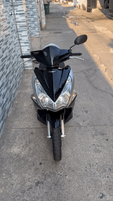 Honda Ab 2011 chính chủ, máy êm thì thầm biển SG. Mua bán Xe máy tại Quận 8 Tp Hồ Chí Minh được đăng bởi Quân  hình 1