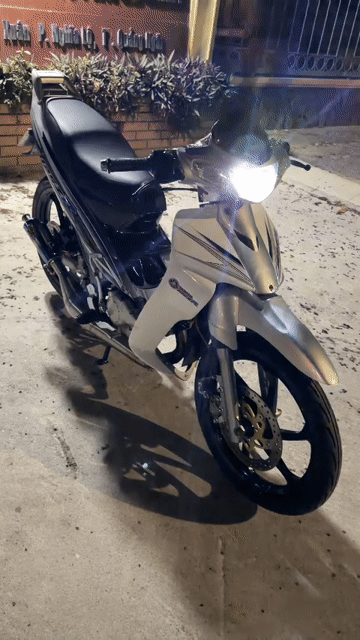 Yamaha Yaz Bạc full 5 món ăn chơi xịn xò có chứ bô. Mua bán Xe máy tại Quận Bình Thạnh Tp Hồ Chí Minh được đăng bởi Hien hình 1