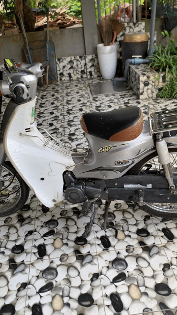 Xe máy Cub 50cc Bạc đã thay săm lốp. Mua bán Xe máy tại Huyện Vũ Thư Thái Bình được đăng bởi An Hoàng hình 1