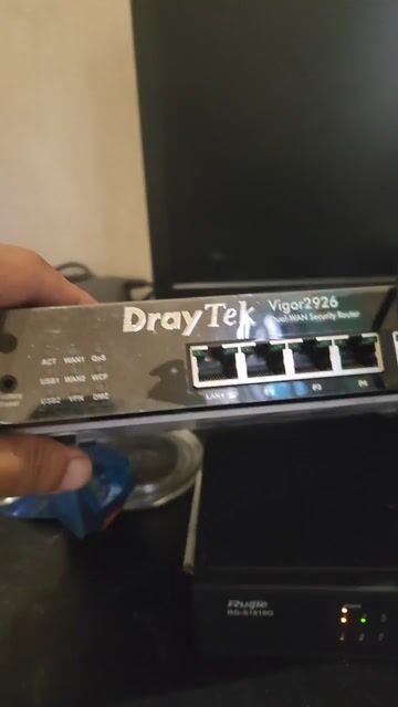 Bộ định tuyến DrayTek Vigor2926 Tốt 90%. Mua bán Phụ kiện (Màn hình, Chuột...) tại Thành phố Tam Điệp Ninh Bình được đăng bởi MINH PHUONG hình 1
