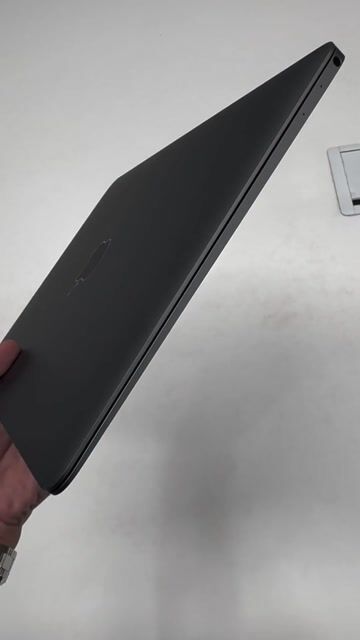 Apple MacBook Retina 12-inch m3 8GB/256GB Xám. Mua bán Laptop tại Quận 3 Tp Hồ Chí Minh được đăng bởi Tuan Pham hình 1