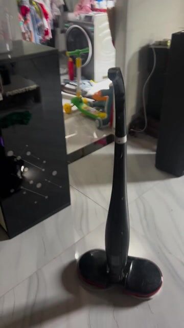 Cây lau nhà Hustorm HS-9000 Đen. Mua bán Thiết bị vệ sinh, nhà tắm tại Thị xã Phú Mỹ Bà Rịa - Vũng Tàu được đăng bởi Hồ Văn Hậu hình 1