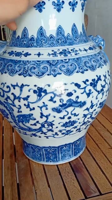 Bình gốm sứ Cổ Xanh trắng. Mua bán Đồ sưu tầm, đồ cổ tại Quận 8 Tp Hồ Chí Minh được đăng bởi kim trung hình 1