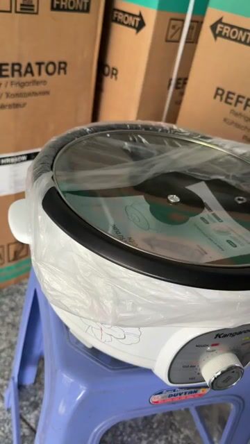 Nồi lẩu điện Kangaroo 5 lít Đen và 4 lit trắng new. Mua bán Bếp, lò, đồ điện nhà bếp tại Thành phố Thủ Đức Tp Hồ Chí Minh được đăng bởi Điện Máy Giá Kho hình 1