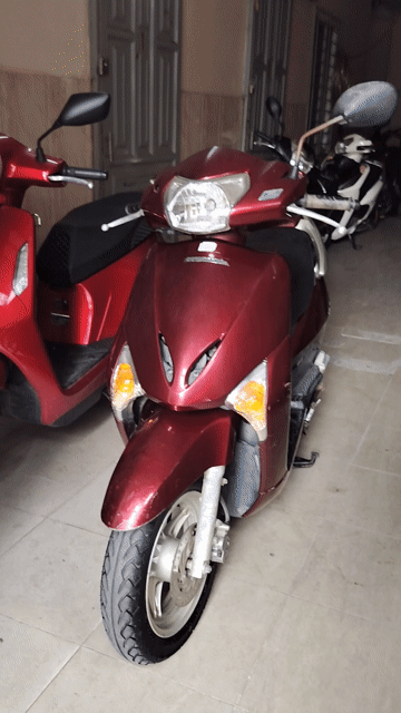 Honda Lead Đỏ. Mua bán Xe máy tại Quận Tân Phú Tp Hồ Chí Minh được đăng bởi Phạm Duy Quỳnh hình 1