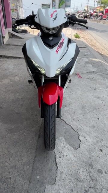 Yamaha - exciter 155 trắng đỏ đen. Mua bán Xe máy tại Huyện Đức Hòa Long An được đăng bởi văn Khương  hình 1