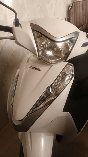 Honda Lead 125 Trắng. Mua bán Xe máy tại Quận Bình Thạnh Tp Hồ Chí Minh được đăng bởi Tuấn hình 1
