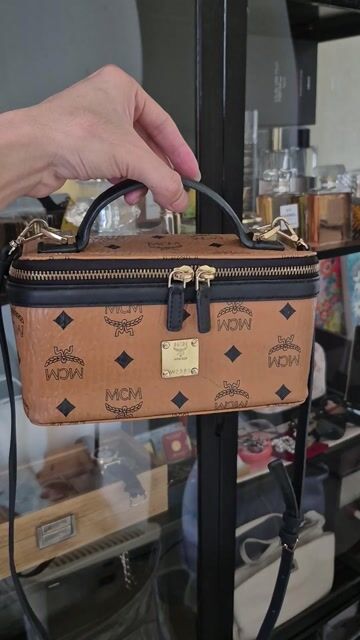 thanh lý MCM Rockstar Vanity Nữ Nâu. Mua bán Túi xách tại Thành phố Vũng Tàu Bà Rịa - Vũng Tàu được đăng bởi Nhan Nguyen hình 1