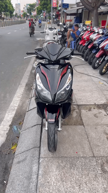 Honda Air Blade FI 2014 Đen Đã sử dụng. Mua bán Xe máy tại Quận Tân Phú Tp Hồ Chí Minh được đăng bởi Tuanduy hình 1