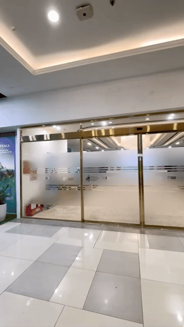 Cho thuê Văn phòng, Mặt bằng kinh doanh Khu Đô Thị Vinhomes Royal City Quận Thanh Xuân Hà Nội diện tích 260 m² giá 125 triệu/tháng