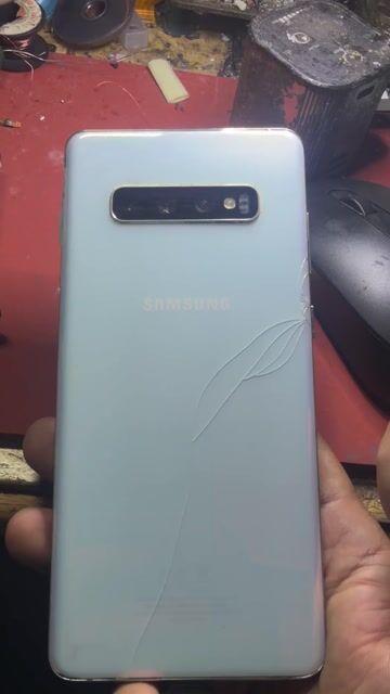 Samsung S10+ Trắng Liệt cảm ứng. Mua bán Điện thoại tại Thành phố Dĩ An Bình Dương được đăng bởi Bùi minh quang hình 1