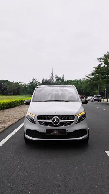 Mercedes V250 Luxury 2021 xe 7 chỗ màu trắng. Mua bán Ô tô tại Quận 7 Tp Hồ Chí Minh được đăng bởi Dương Phương hình 1