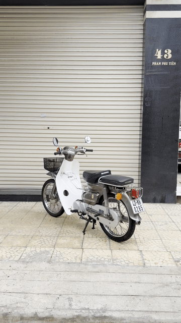 Honda Super Cub 50 Trắng, Xám. Mua bán Xe máy tại Quận Thanh Khê Đà Nẵng được đăng bởi Mj Vân Nguyễn hình 1