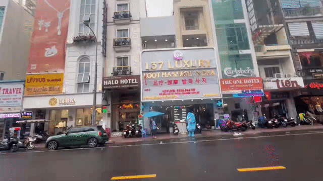 Cho thuê Văn phòng, Mặt bằng kinh doanh Quận 1 Tp Hồ Chí Minh diện tích 1000 m² giá 100 triệu/tháng