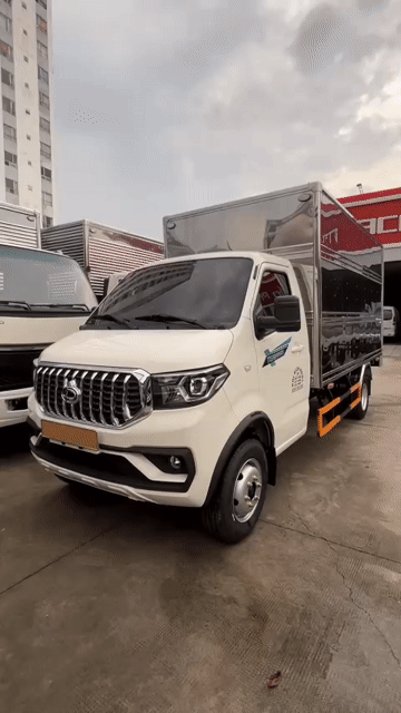 Toyota Innova 2026 Trắng 8 chỗ Xăng 30km. Mua bán Ô tô tại Quận 12 Tp Hồ Chí Minh được đăng bởi Luccio hình 1