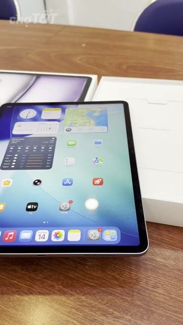 IPAD AIR M4 13 INCH 128GB WIFI, Fullbox sạc 1 lần. Mua bán Máy tính bảng tại Quận Tân Bình Tp Hồ Chí Minh được đăng bởi Minh Tuấn hình 1