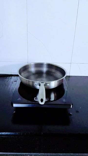 Chảo chống dính Inox 304 Vân tổ ong 26cm . Mua bán Dụng cụ nhà bếp tại Huyện Gia Lâm Hà Nội được đăng bởi MUAvaBAN hình 1