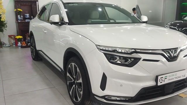 Vinfast VF8 Plus 2024 Trắng. Mua bán Ô tô tại Quận 12 Tp Hồ Chí Minh được đăng bởi Mr Hoang  hình 1