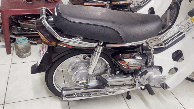 Honda Super Dream 2009 hồ sơ cầm tay. Mua bán Xe máy tại Quận Tân Bình Tp Hồ Chí Minh được đăng bởi  tân thành  hình 1