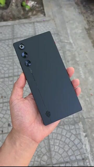 Nubia Red Magic 10 Air 12/256GB Fullbox 8 Gen 3. Mua bán Điện thoại tại Quận Nam Từ Liêm Hà Nội được đăng bởi MPhones Mỹ Đình hình 1