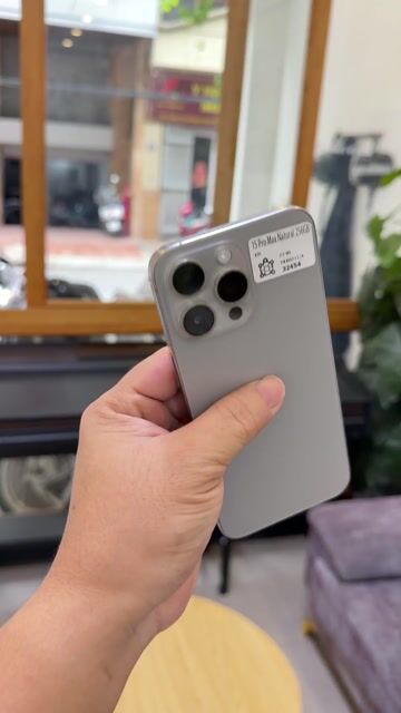 iPhone 15 Pro Max 256GB Bạc LL/A. Mua bán Điện thoại tại Quận Thanh Xuân Hà Nội được đăng bởi Đặng Minh Kiên hình 1