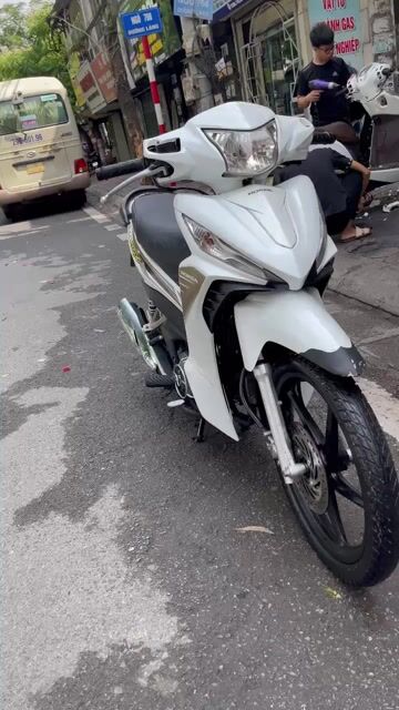 RSX hàng chất lượng cao. Mua bán Xe máy tại Quận Đống Đa Hà Nội được đăng bởi Hà hình 1