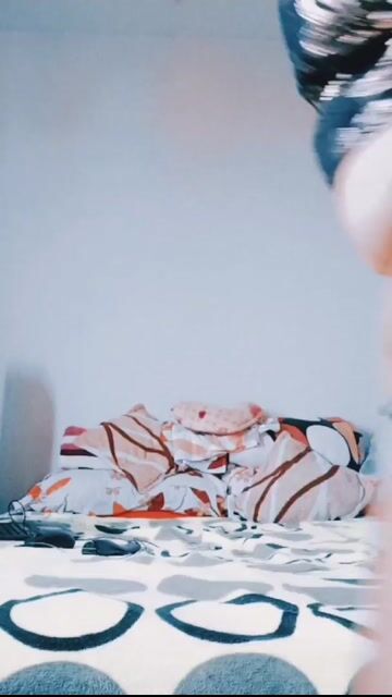 Model - Piera Jones milf