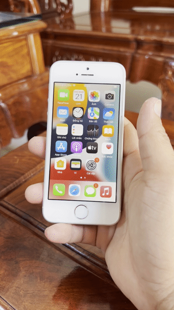 iPhone 5 SE 2016 128GB quốc tế. Mua bán Điện thoại tại Huyện Mỏ Cày Bắc Bến Tre được đăng bởi Anh Trai hình 1