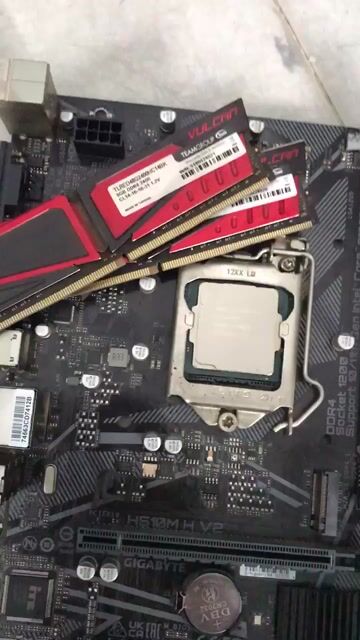 Combo H510M GIGA + I3 10105F + RAM 16GB 2400mhz . Mua bán Linh kiện (RAM, Card...) tại Quận Tân Bình Tp Hồ Chí Minh được đăng bởi CHIP PC GAMING HP hình 1