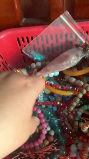 Vòng tay Đá Gỗ Nhiều màu Unisex. Mua bán Phụ kiện thời trang khác tại Thành phố Huế Thừa Thiên Huế được đăng bởi tiệm nhà Mật hình 1