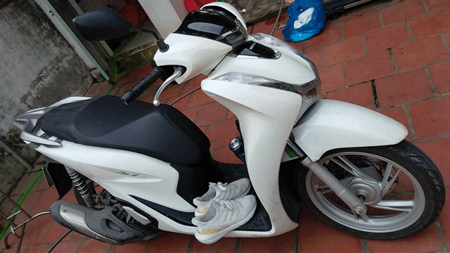 con thơ, kẹt quá e để sh 125i mua 6/2025. Mua bán Xe máy tại Huyện Vĩnh Bảo Hải Phòng được đăng bởi Phạm Văn Mạnh hình 1