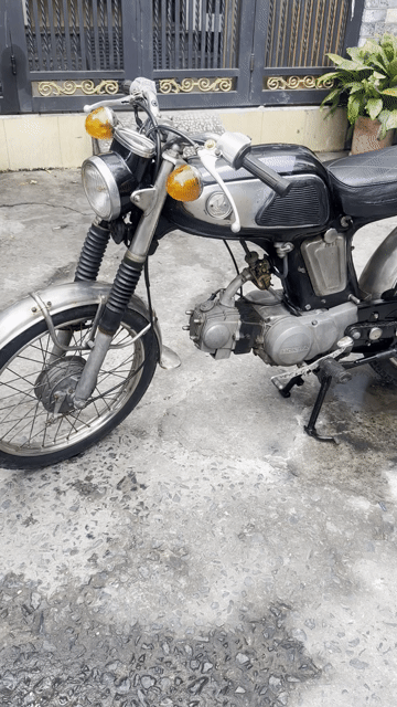 Honda 67 màu Đen giấy tờ đày đủ. Mua bán Xe máy tại Quận Bình Thạnh Tp Hồ Chí Minh được đăng bởi Nguyễn thị ngọc yến hình 1