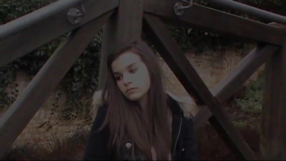 Les tris-tess comi-que