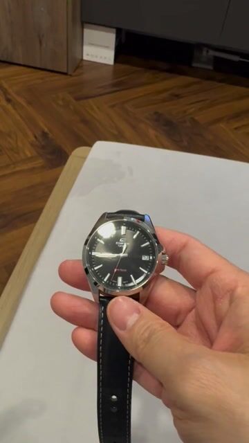 Đồng hồ Casio Edifice dây da Nam siêu đẹp. Mua bán Đồng hồ tại Quận Long Biên Hà Nội được đăng bởi Đức Nguyễn hình 1