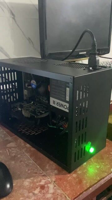 Thùng PC Mini ITX I7 nhỏ gọn dùng vp game nhẹ. Mua bán Máy tính để bàn tại Thành phố Thủ Đức Tp Hồ Chí Minh được đăng bởi Đạt Tiến hình 1