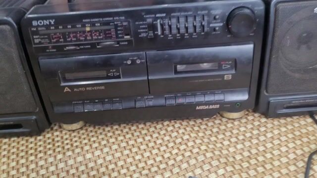 đài sony loa kéo ve chai tình trạng như mô tả . Mua bán Tivi, Âm thanh tại Quận Bắc Từ Liêm Hà Nội được đăng bởi Âm Thanh Cổ 79 hình 1