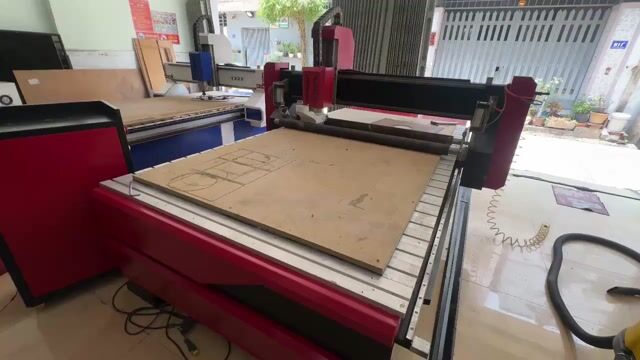 Máy CNC 1325 đầu cắt 5.5kw có tỳ đè. Mua bán Đồ chuyên dụng, Giống nuôi trồng tại Huyện Hóc Môn Tp Hồ Chí Minh được đăng bởi phạm  phương dung hình 1