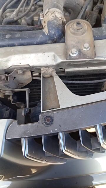 Mitsubishi Jolie 2004 MB 2.0 MPI 2004  - 220000 km. Mua bán Ô tô tại Huyện Sông Hinh Phú Yên được đăng bởi Phạm Anh Đức hình 1