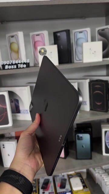 ✅ iPad Pro 2020 256Gb 5G Wifi zin all, đẹp 99%. Mua bán Máy tính bảng tại Thị xã Bến Cát Bình Dương được đăng bởi Boss Táo hình 1