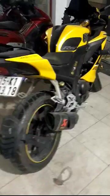 Yamaha R15 V3 2018 Vàng 21.000 km. Mua bán Xe máy tại Quận Kiến An Hải Phòng được đăng bởi Đại Hùng Pham hình 1