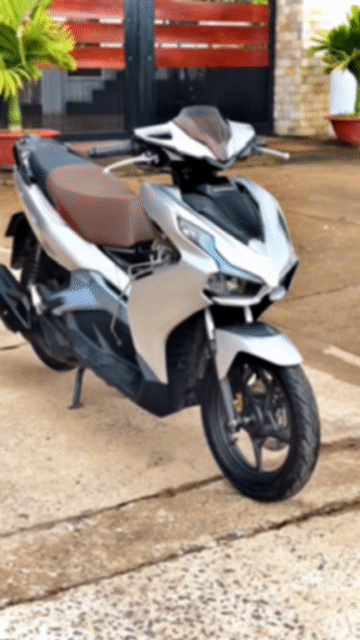 Honda Air Blade 2021 150cc Bạc. Mua bán Xe máy tại Huyện Trảng Bom Đồng Nai được đăng bởi Phạm Minh An hình 1