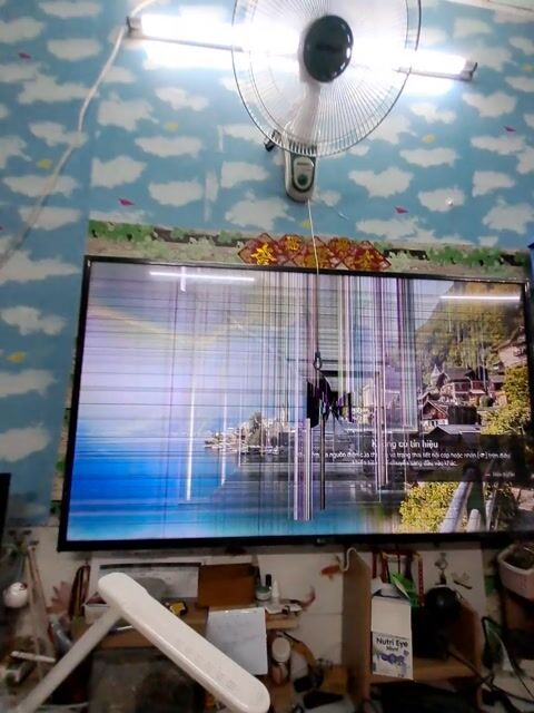 1,2trieu smarf Tivi LG 62 inch bị sọc màn hình. Mua bán Tivi, Âm thanh tại Quận 12 Tp Hồ Chí Minh được đăng bởi Phượng Hoàng hình 1